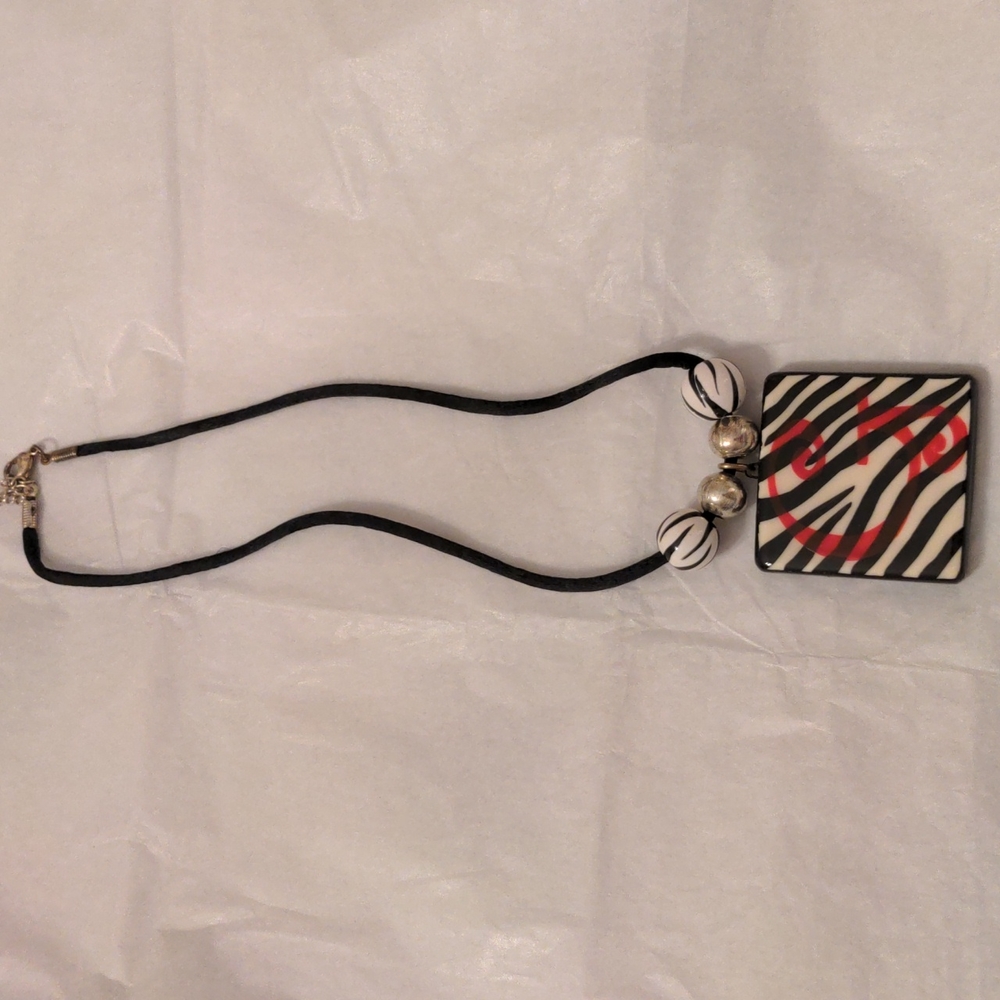 NWOT necklace